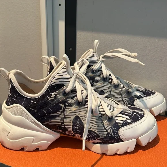 Authentic dior sneaker US 38 - Picture 7 of 10